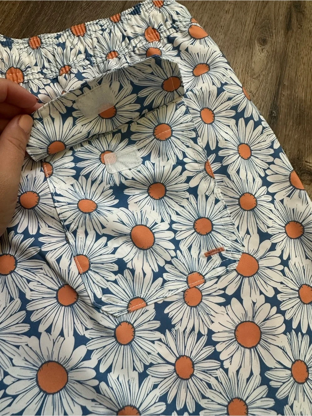 NWT!‎ Goodfellow Men's Swim Trunks, Above Knee, Daisies, Resortwear, Stretch, M